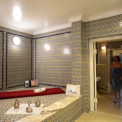Sauna, vasca idromassaggio, bagno turco