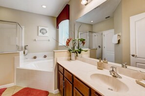 Villa, 6 Bedrooms | Bathroom | Towels - 4377 Solterra Resort by Orlando Holiday Rental Homes (Davenport)