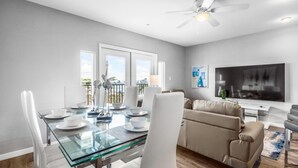 Dining - 841 Regal Palms Resort Unit 403 by Orlando Holiday Rental Homes (Davenport)