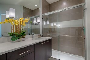 Villa, 6 Schlafzimmer | Badezimmer | Handtücher