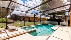 Unclassified image, 3 of 41, button - 912 The Shire at Westhaven by Orlando Holiday Rental Homes (Davenport)