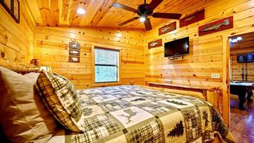 3 chambres, fer et planche à repasser, lit parapluie, Wi-Fi gratuit