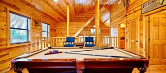 Perfect Location•3 Kings•Hot Tub• Fire Pit•Pool Table•Playground•Horseshoes•