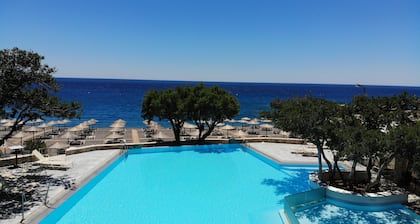 Kakkos Bay