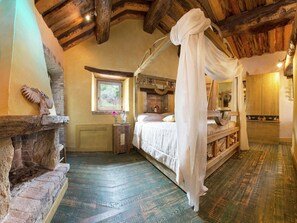 5 bedrooms, WiFi