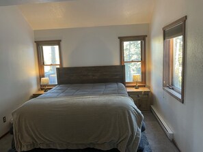 2 habitaciones, tabla de planchar con plancha y wifi gratis 