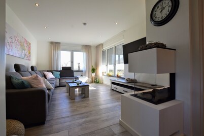 Tranquil Group Retreat in Nature