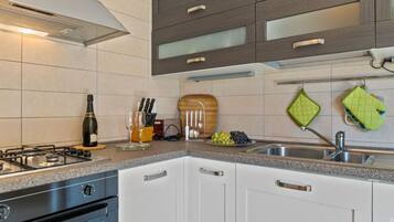 Kühlschrank, Ofen, Herdplatte, Gefrierschrank