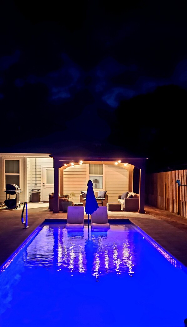 Piscine extérieure, piscine chauffée