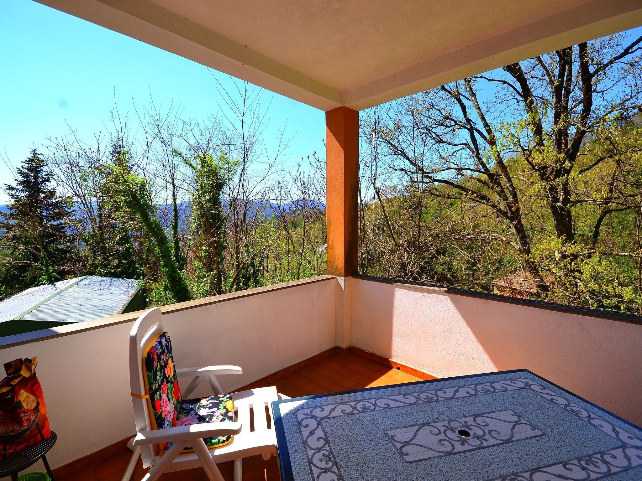 Hilltop Holiday Home in Sesta Godano with Balcony & Parking