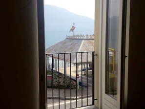 Interior - Apartment in Ghiffa with Lake Maggiore Views (Ghiffa)