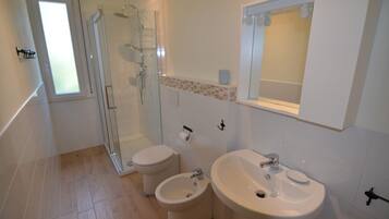 Doccia, bidet