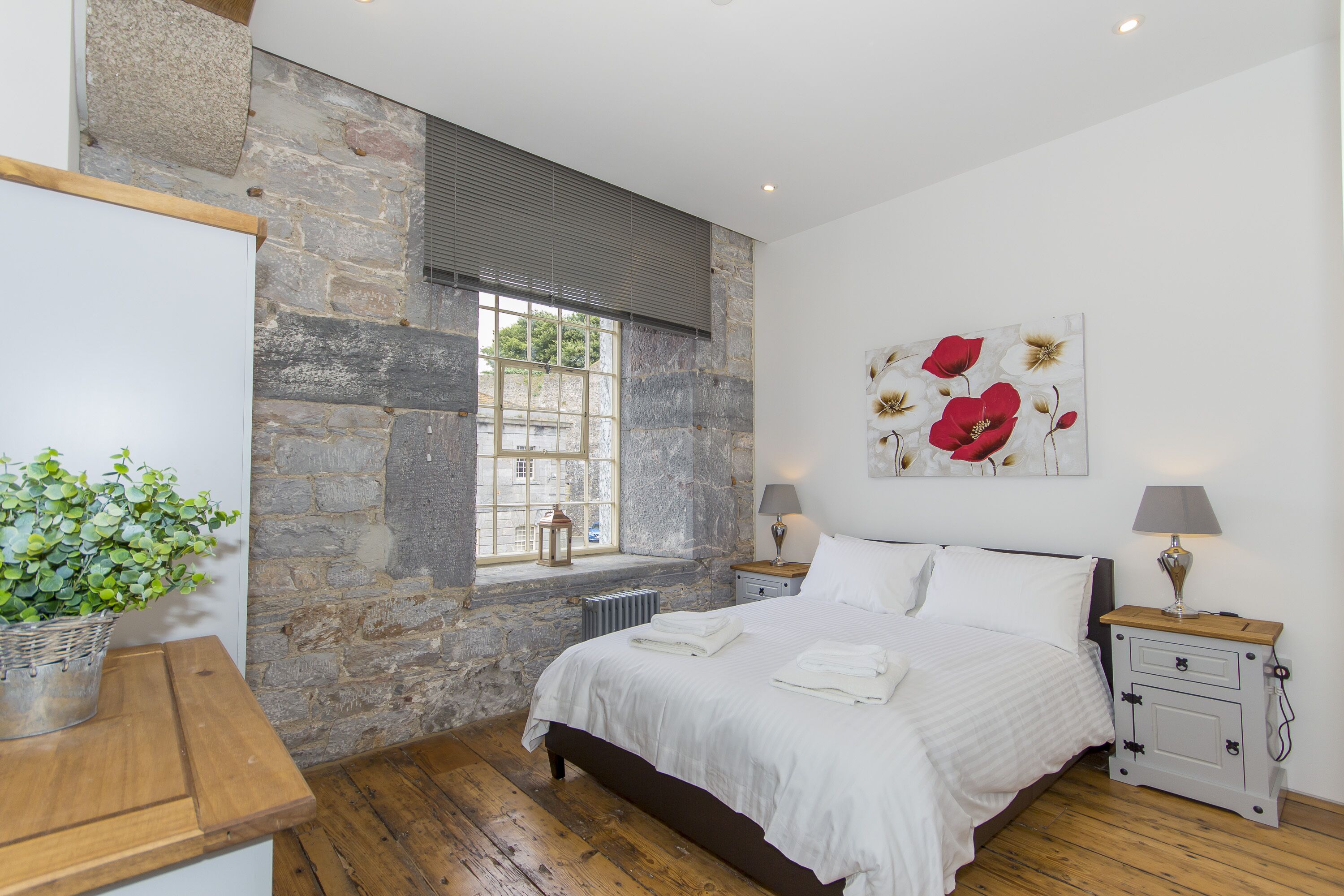 2 Bed- Pureserviced Royal William Yard