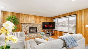 Smart TV, fireplace, video games