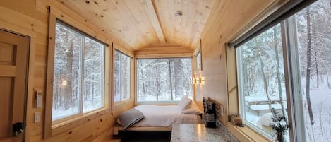 1 bedroom, free WiFi, bed sheets