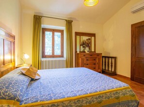 7 bedrooms, WiFi