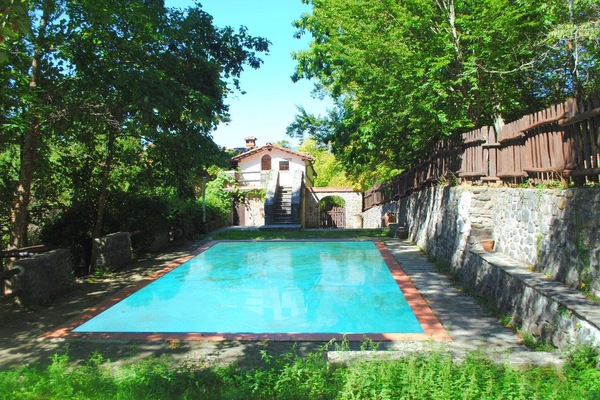 Holiday Home Swimming Pool