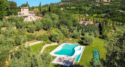 Montepulciano Luxe Escape