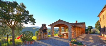 Peccioli Family Retreat