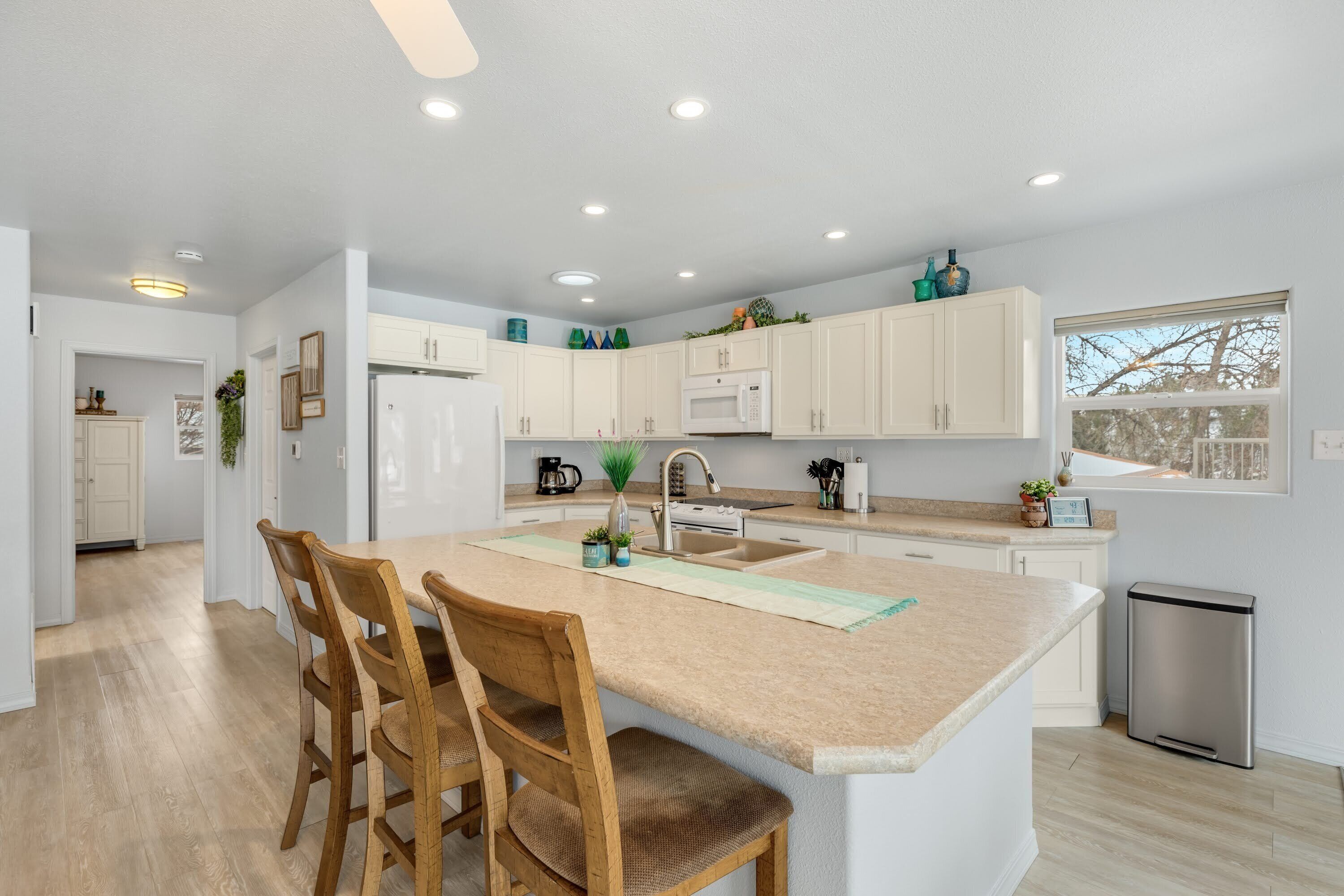 Holter Lake at your fingertips