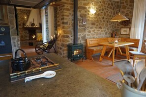 Dining - Villa Santa Fiora Farmhouse (Selva Santa Fiora)