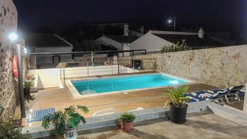 Piscine extérieure