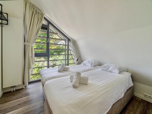 3 室のベッドルーム、WiFi