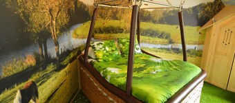 Holiday Home in Haaren near De Efteling