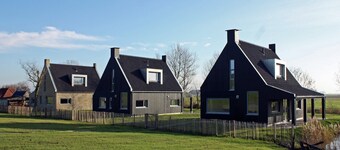 Detached villa on the Zeedijk with view