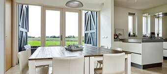 Space to Connect: A Coastal Villa