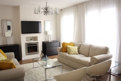 Elegancia by Sevillaluxurysuites