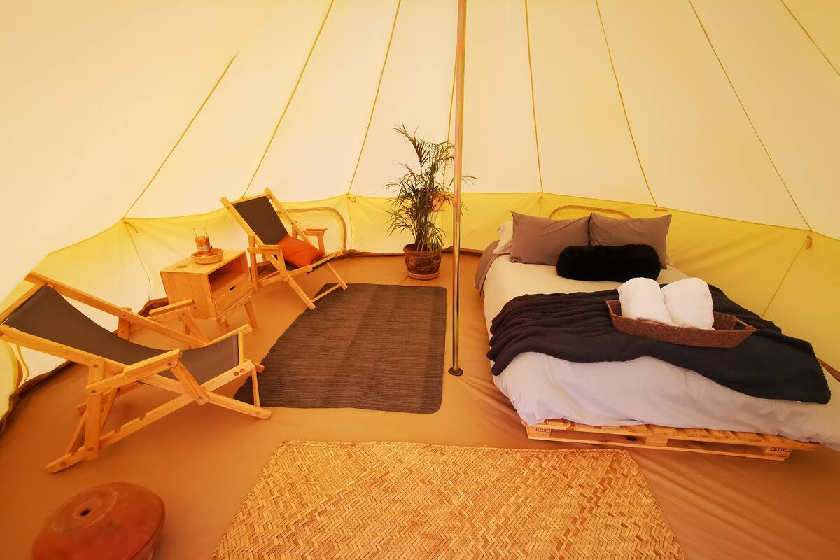 Standard Tent, 1 Double Bed, Non Smoking, Mountain View | Individually decorated, individually furnished, bed sheets