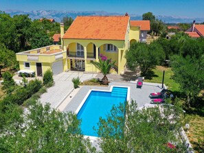 Exterior - Holiday Home in Policnik with Private Pool (Policnik)