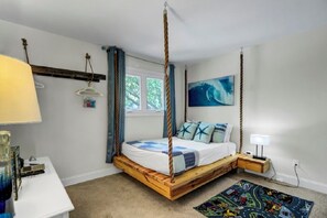 3 bedrooms, iron/ironing board, free WiFi