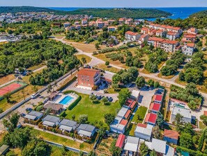 Exterior - Banjole Beachside Fun Stay (Banjole)