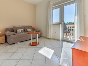 TV - Banjole Family Fun Retreat (Banjole)