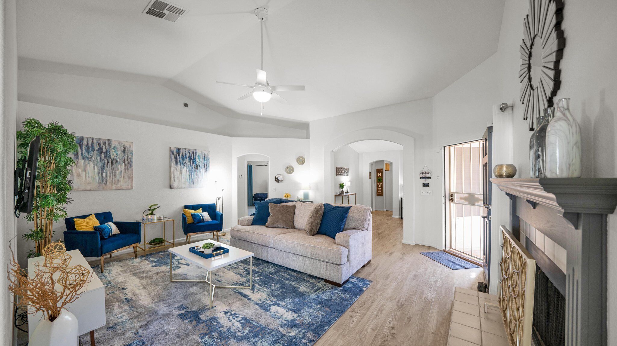 Golf Course Getaway in Glendale