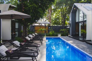 Piscine extérieure