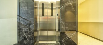 Treebo Sriz Cozy Seethamadhara