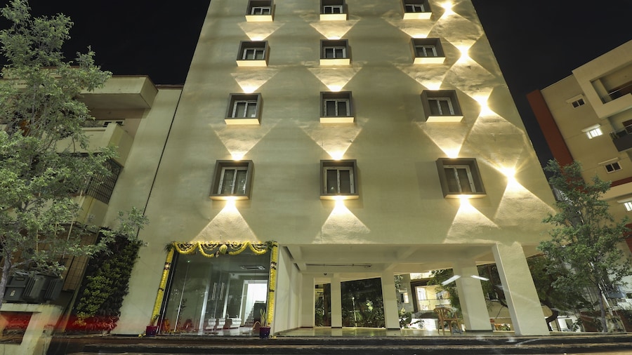 Treebo Sriz Cozy Seethamadhara