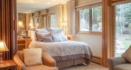 Laurelwood, A Destination Residence