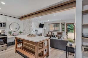 Interior - Laurelwood, A Destination Residence (Snowmass Village)