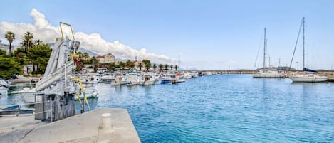 Marina