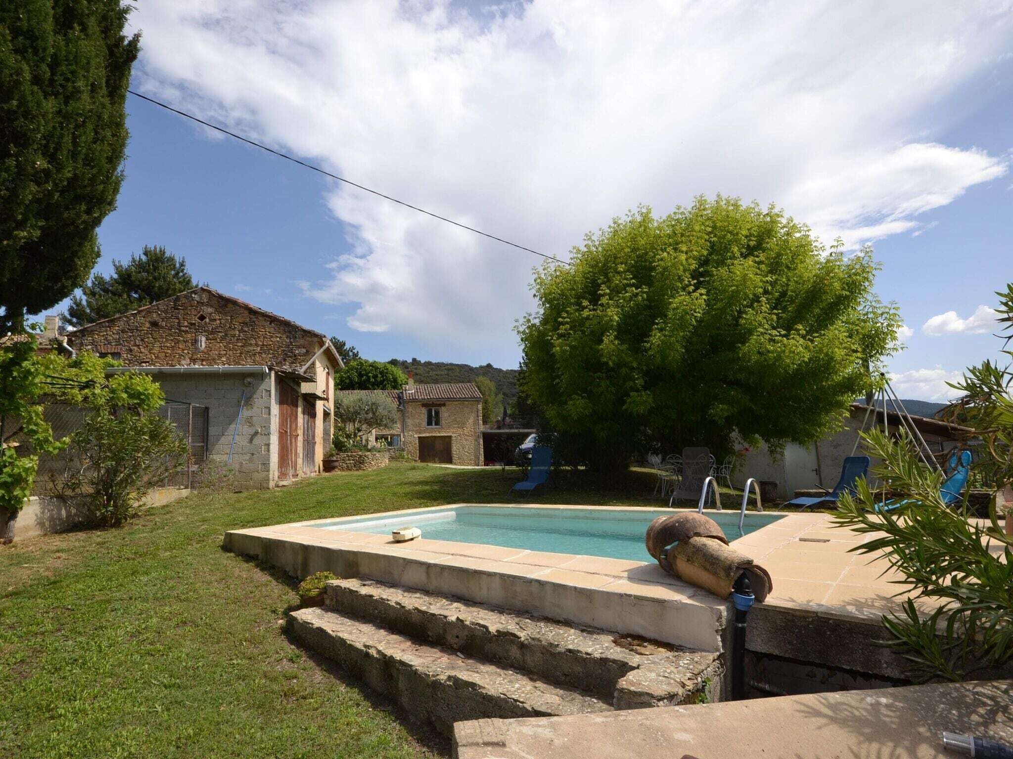 Nice appartment in Malaucène with Private Swimming Pool