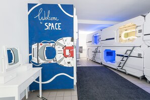 Einzelzimmer | Kostenloses WLAN, Bettwäsche