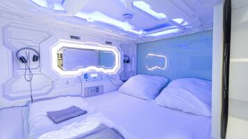 Single Room | Free WiFi, bed sheets