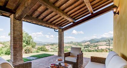 Maison de Vacances à Urbania Vue Colline