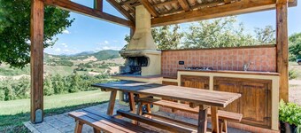 Holiday Home in Urbania with Hill Views