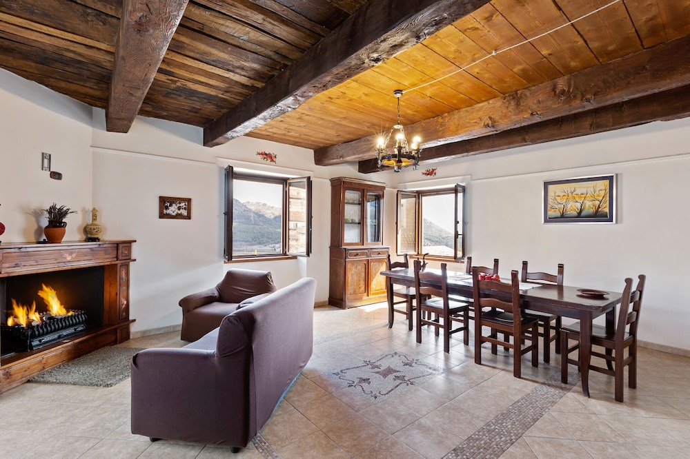 Tasteful Mansion in Morano Calabro with Balcony