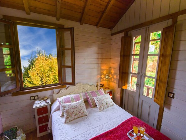 5 Schlafzimmer, Bügeleisen/Bügelbrett, WLAN